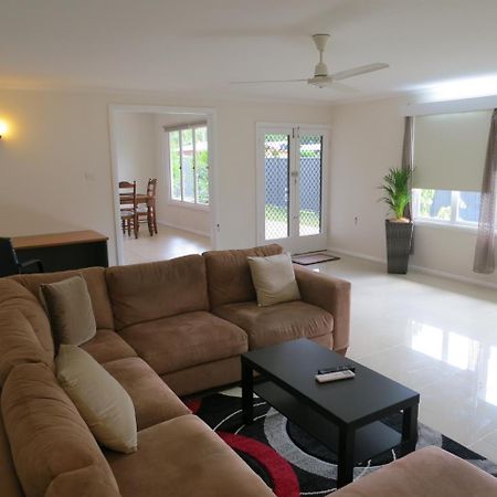 Edge Hill Clean & Green Cairns, 7 Minutes From The Airport, 7 Minutes To Cairns Cbd & Reef Fleet Terminal Bagian luar foto