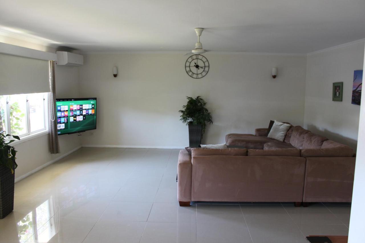 Edge Hill Clean & Green Cairns, 7 Minutes From The Airport, 7 Minutes To Cairns Cbd & Reef Fleet Terminal Bagian luar foto